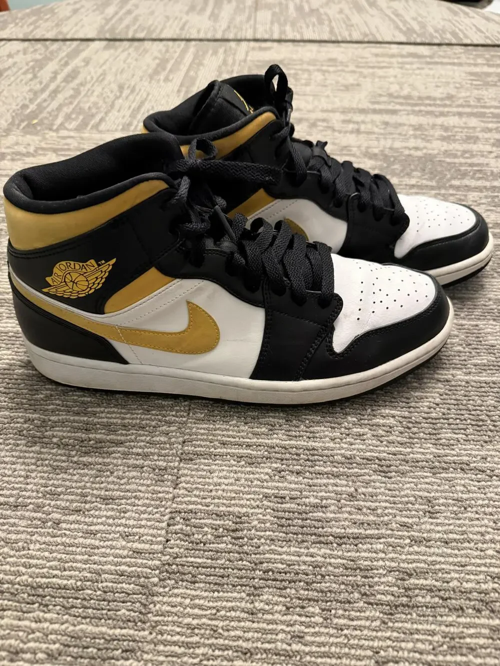 Nike Air Jordan 1 Mid Shoes Mens Size 11.5 White Black Metallic Gold 554724-177